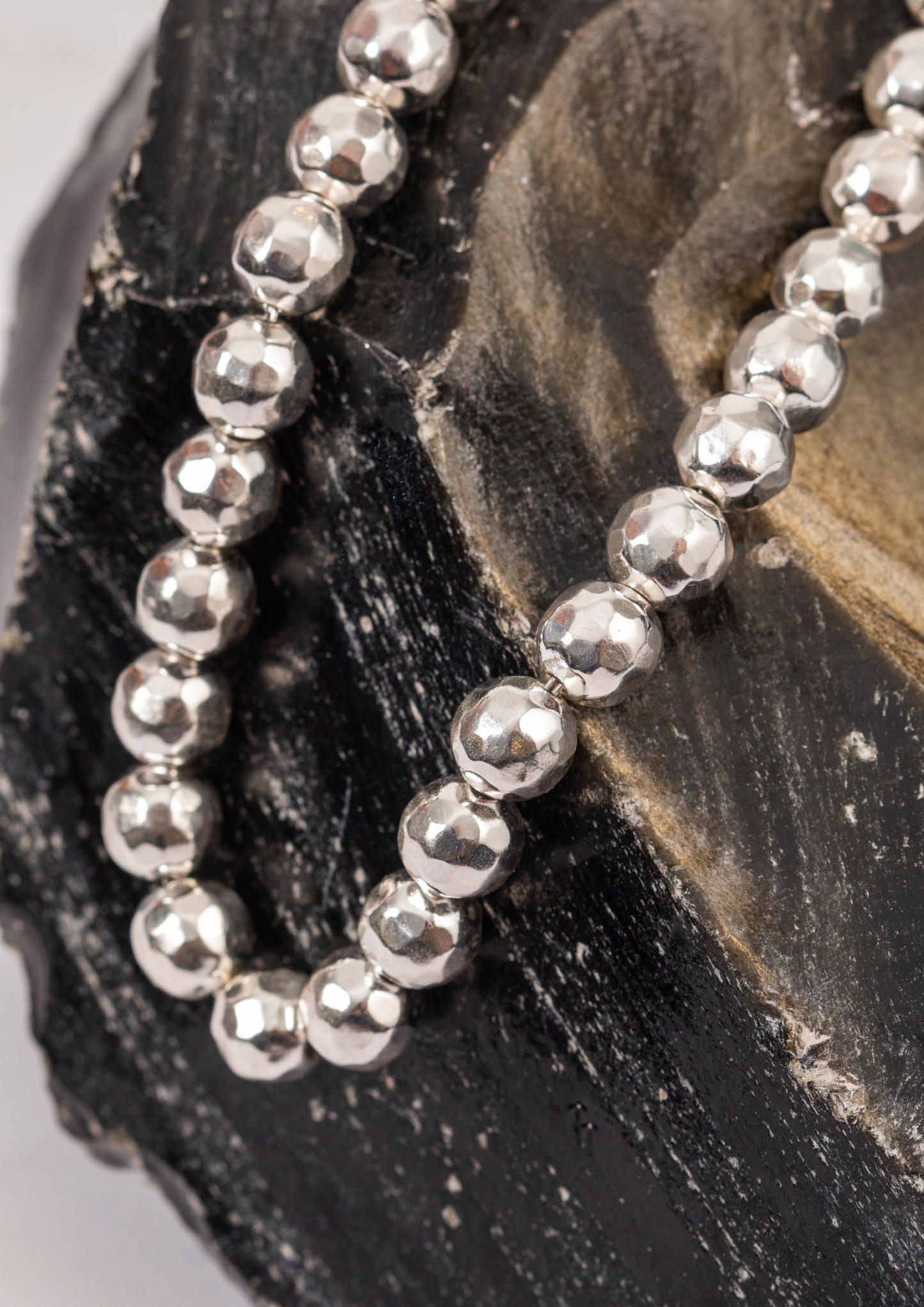 Collar de Plata 925 con Esferas Facetadas Grandes