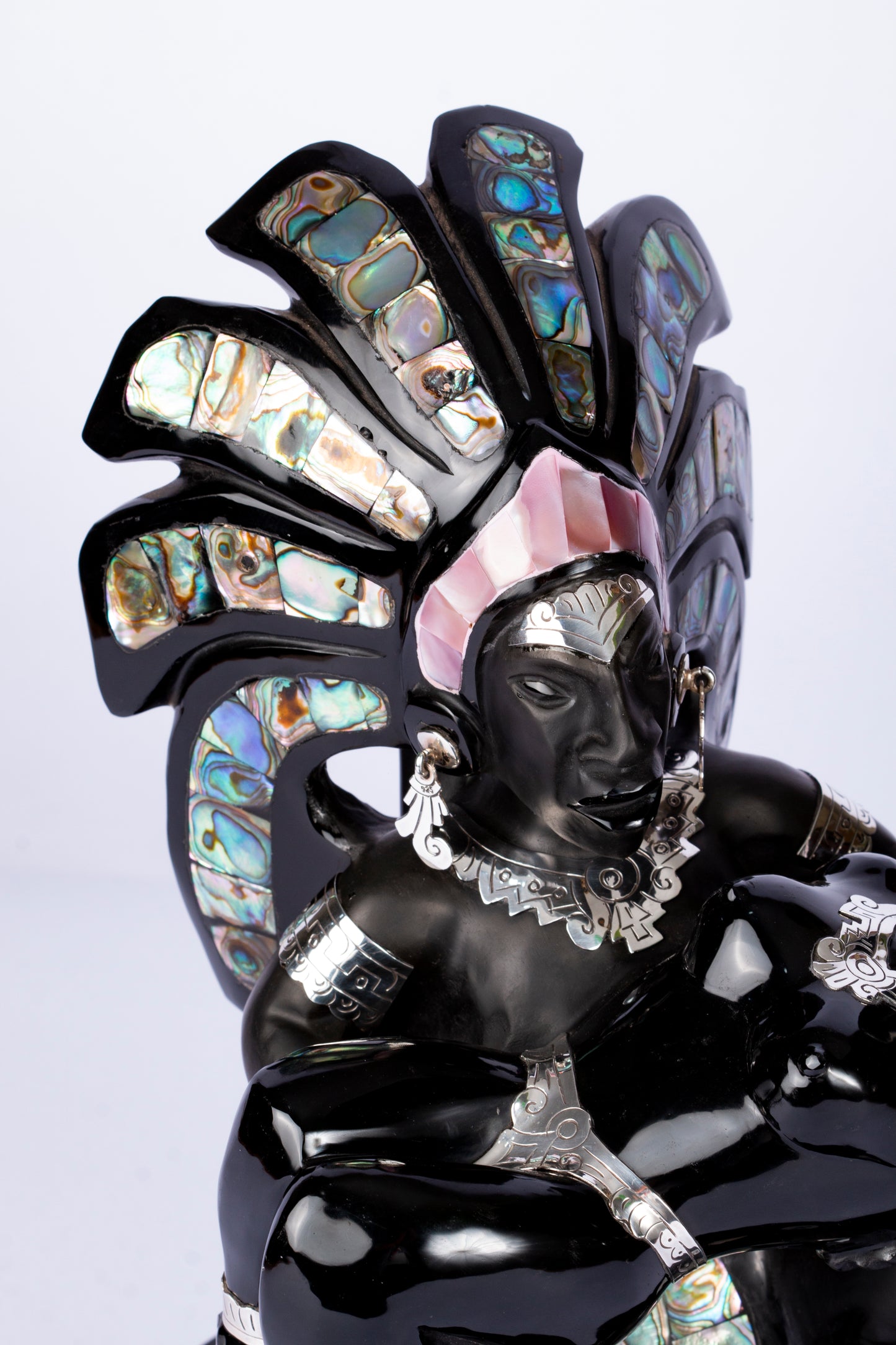 Leyenda en Obsidiana: Amor, Honor y Eternidad