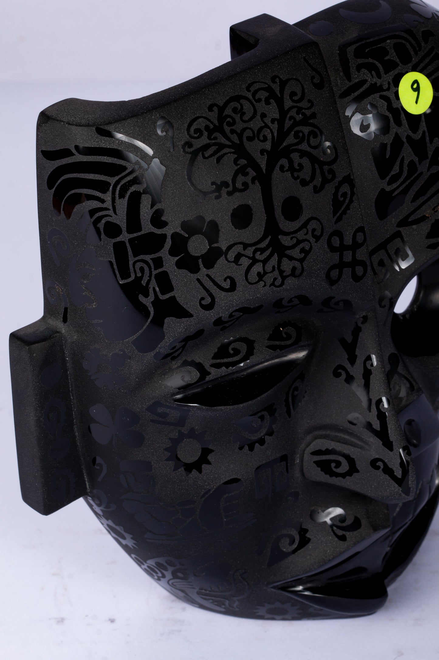 Máscara Dualidad – Obsidiana Grabada