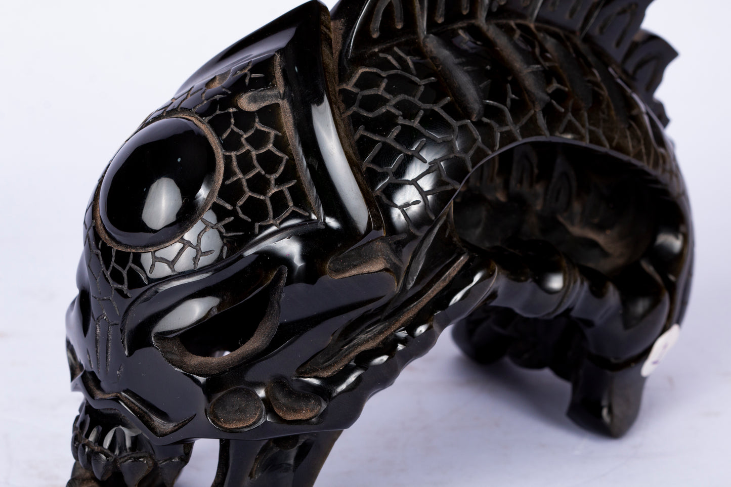Dragón Mesoamericano – Escultura de Obsidiana Dorada