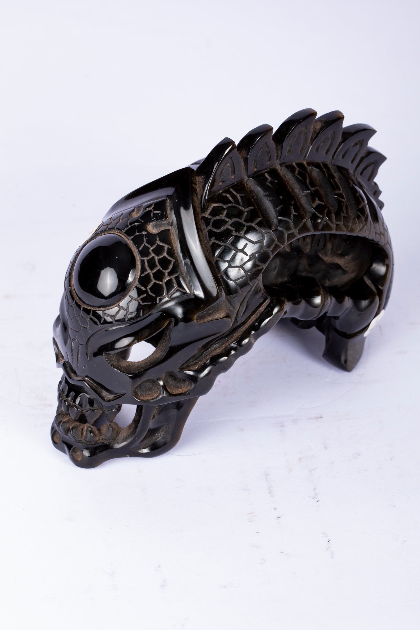 Dragón Mesoamericano – Escultura de Obsidiana Dorada