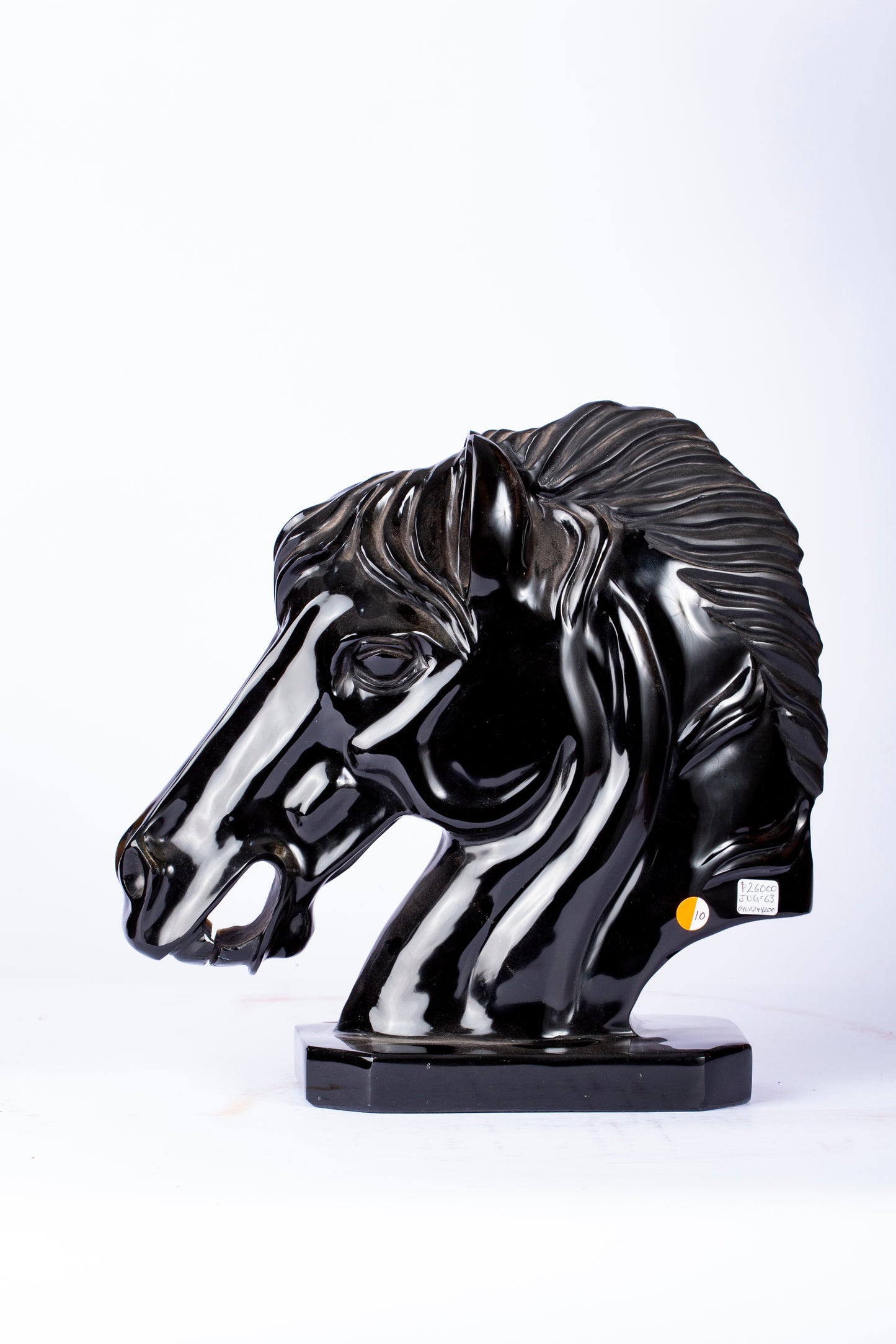 "Espíritu Salvaje" – Cabeza de Caballo en Obsidiana Negra