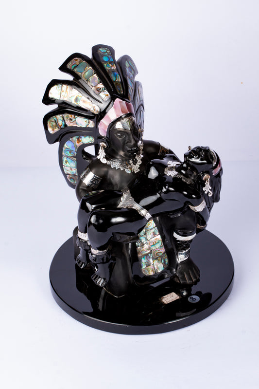 Leyenda en Obsidiana: Amor, Honor y Eternidad
