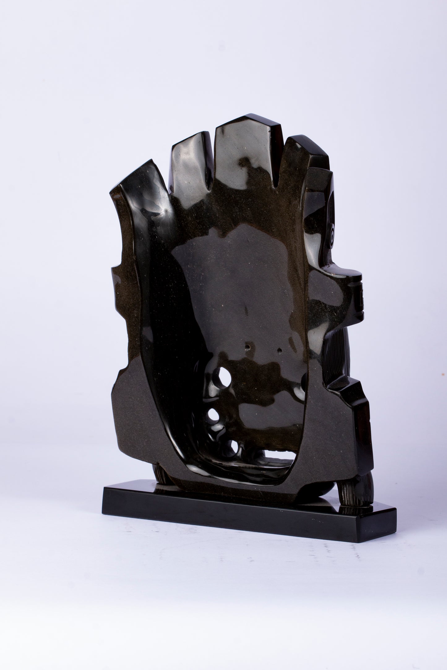 Máscara de Tezcatlipoca tallada en Obsidiana Dorada