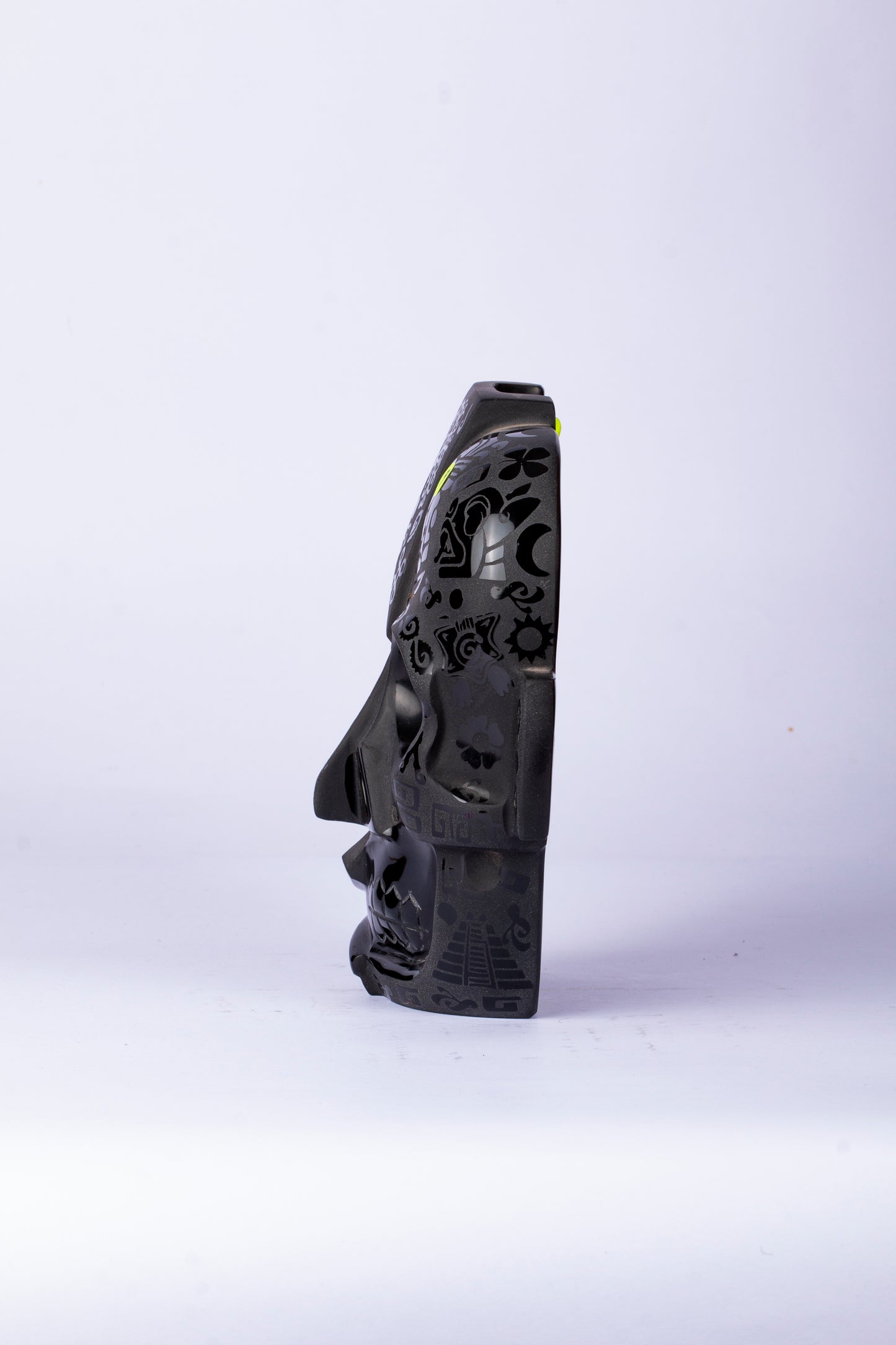 Máscara Dualidad – Obsidiana Grabada