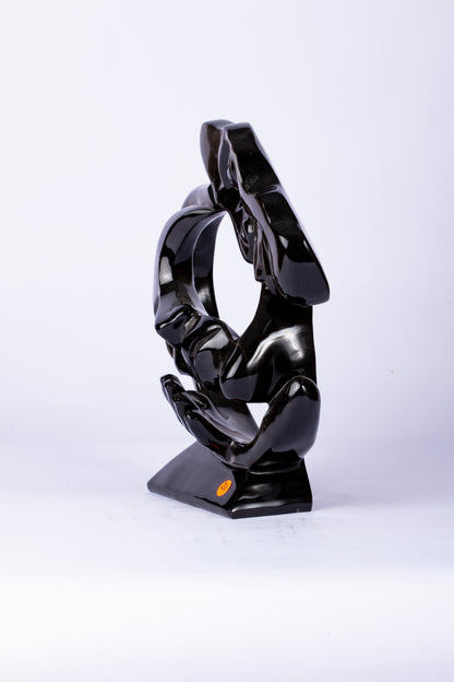 Amor Eterno – Escultura en Obsidiana Pulida