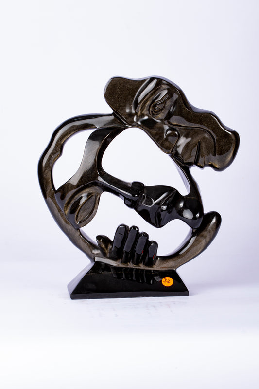Amor Eterno – Escultura en Obsidiana Pulida