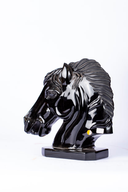 "Espíritu Salvaje" – Cabeza de Caballo en Obsidiana Negra